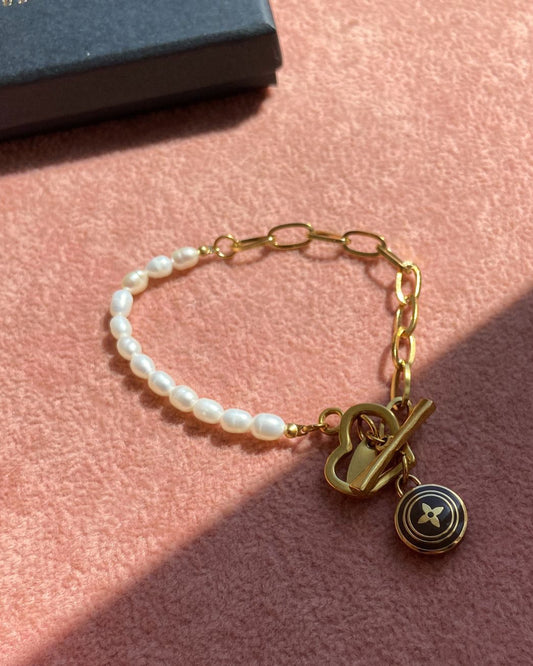 Authentic Louis Vuitton Pastilles Nude Pastel Pendant- Pearls Bracelet