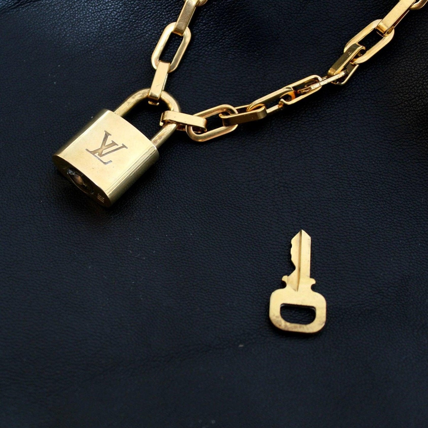 Louis Vuitton Padlock with Geometric Necklace Bracelet Key Set For Him - Boutique SecondLife