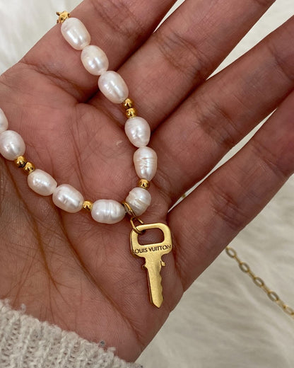 Authentic Louis Vuitton Key Nude Pendant Pears Necklace