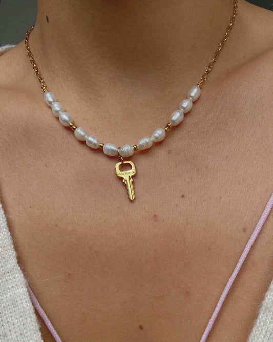 Authentic Louis Vuitton Key Nude Pendant Pears Necklace