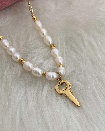 Authentic Louis Vuitton Key Nude Pendant Pears Necklace