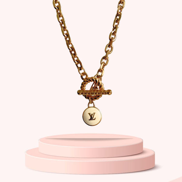 LOUIS VUITTON LARGE LOGO NECKLACE – Victoria Luxe Reworked