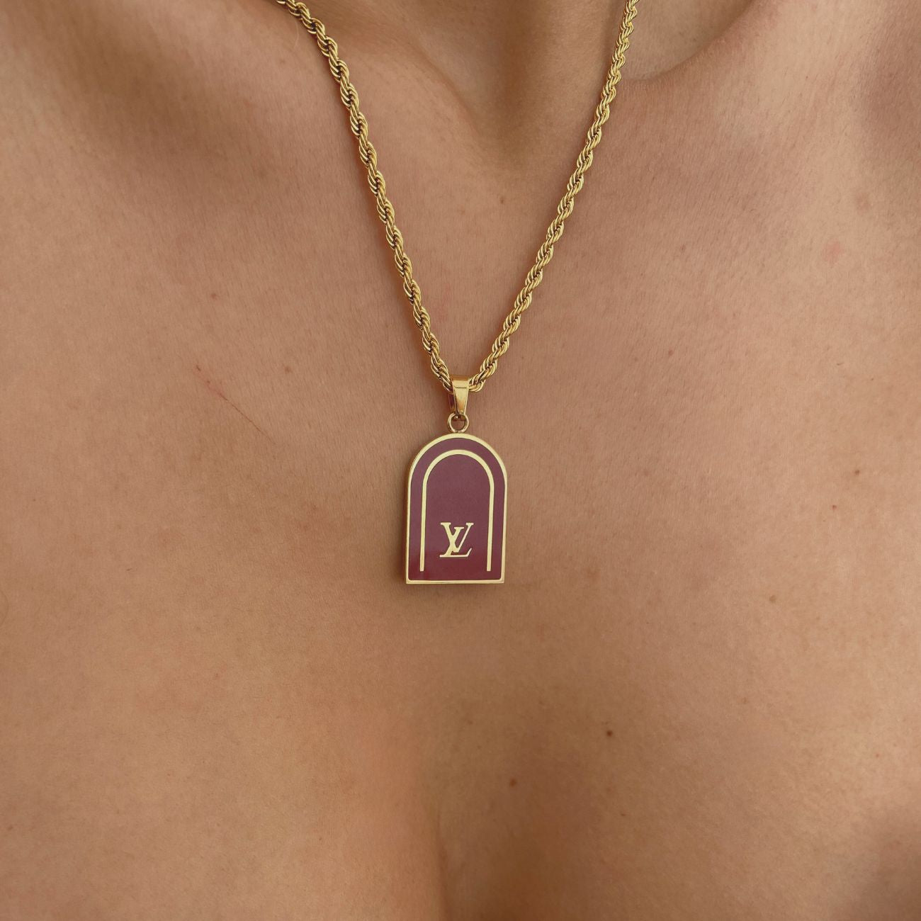 monogram necklace louis vuitton