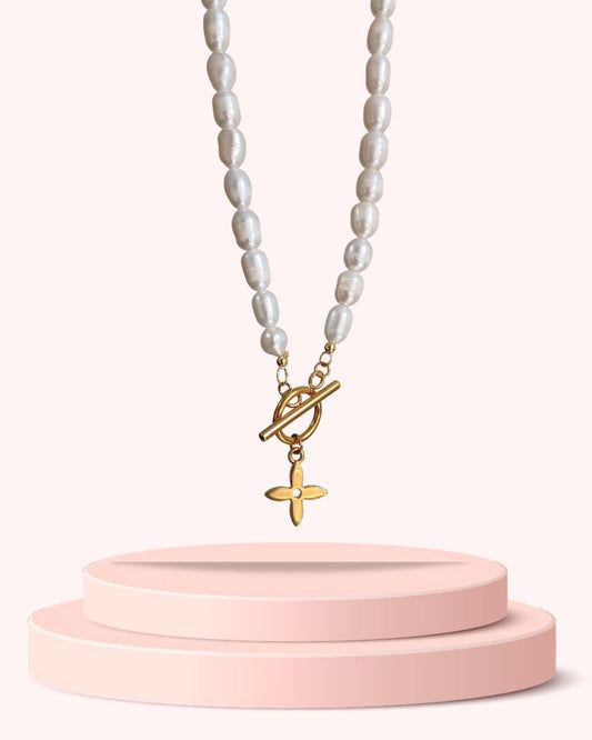 Authentic Louis Vuitton Pendant Pastilles- Pearls Necklace
