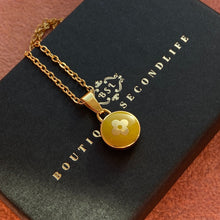 Load image into Gallery viewer, Authentic Louis Vuitton Green Pear Pendant Pastilles- Necklace