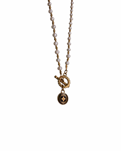 Authentic Louis Vuitton  Nude Pastilles Pearls Necklace