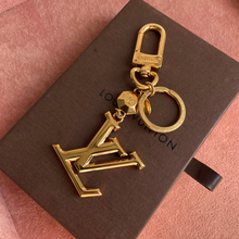 Load image into Gallery viewer, Authentic Louis Vuitton Rounded Logo Clasp- Reworked Necklace
