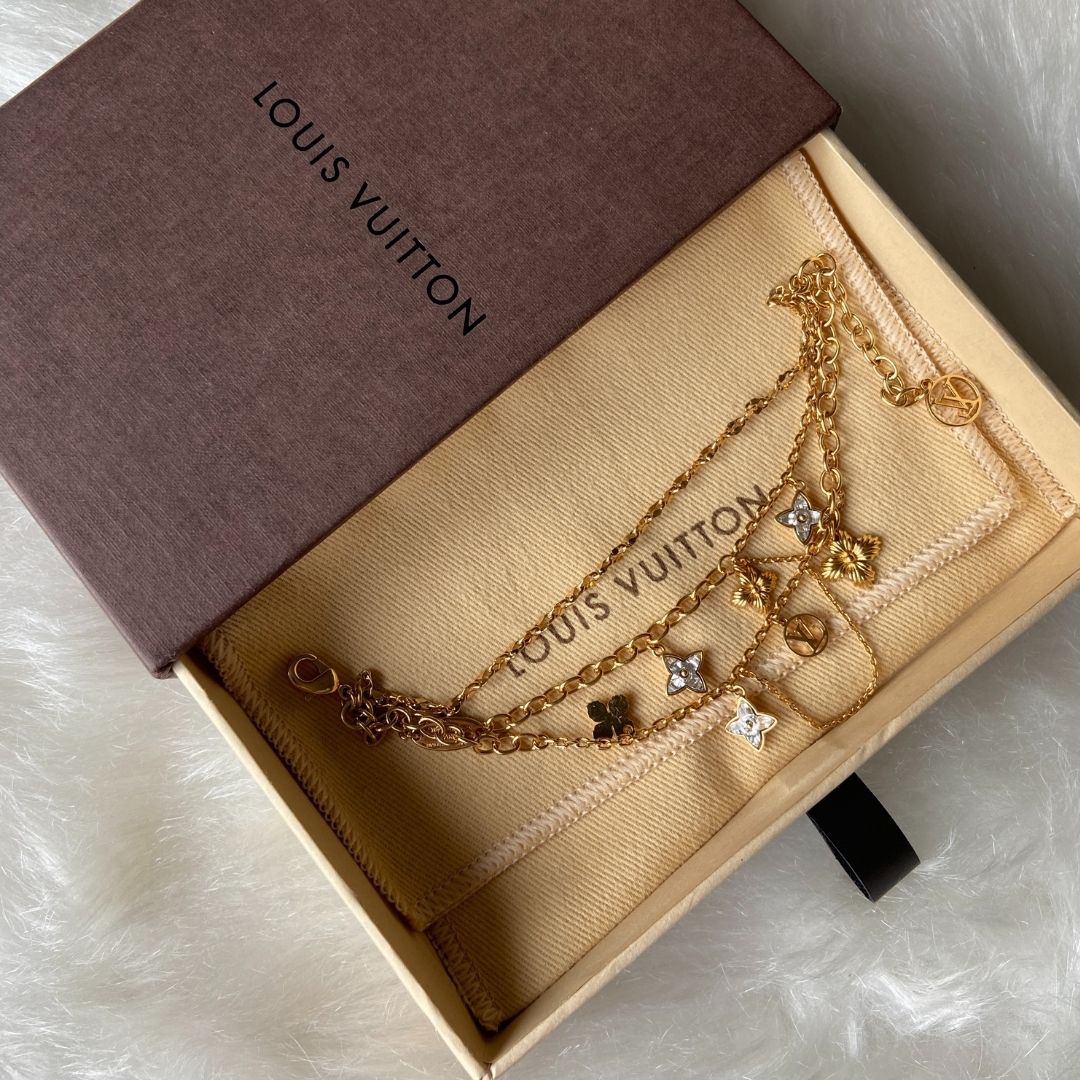 Authentic Louis Vuitton Blooming Pendant Reworked Bracelet – Boutique  SecondLife