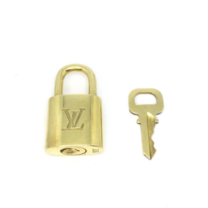 Authentic Louis Vuitton Padlock Set Key + Lock brass - Boutique SecondLife