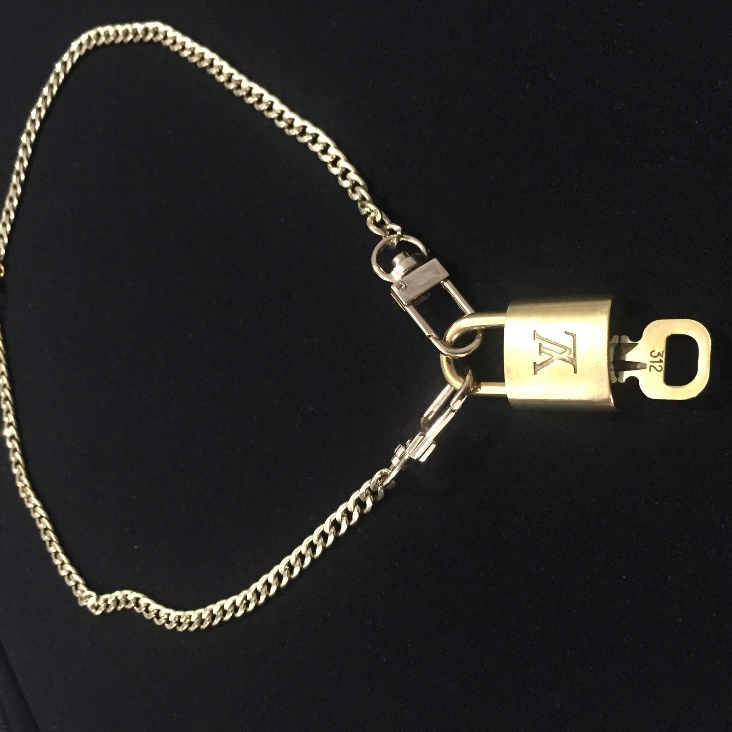 Padlock with Key Necklace with Cuban Chain For Him - Boutique SecondLife