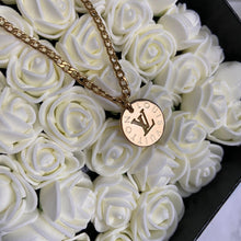 Load image into Gallery viewer, Authentic Louis Vuitton Looping Logo Charm - Necklace - Boutique SecondLife