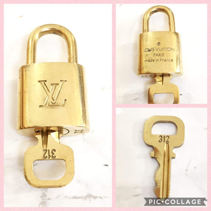 Boutique SecondLife - Authentic Used Louis Vuitton Padlock Key LV