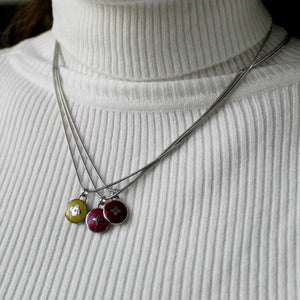 LV clover pendant necklace