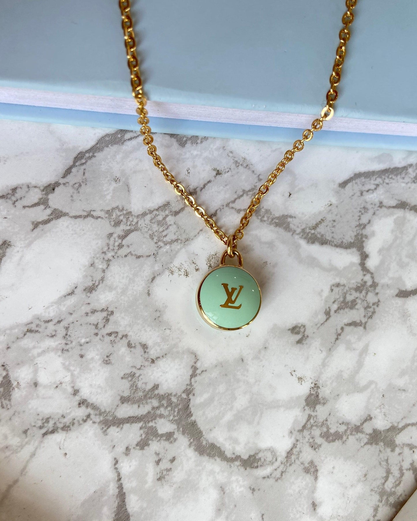 Reworked Mint Pastilles Pendant - Boutique SecondLife