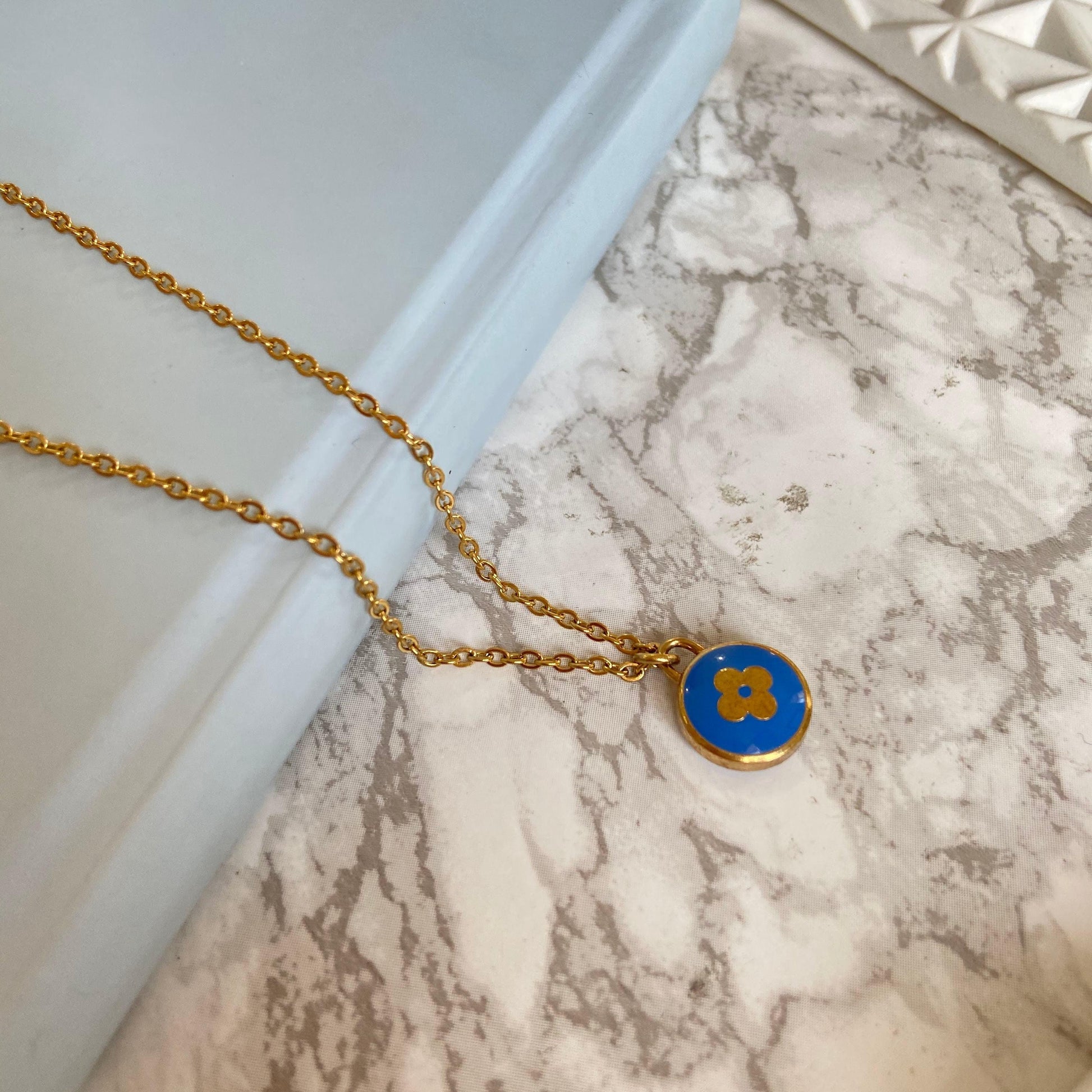 Authentic Louis Vuitton Pastilles Peacock Blue Pendant Pastilles - Boutique SecondLife