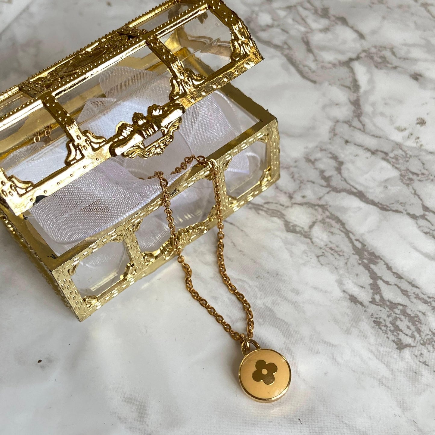Authentic Louis Vuitton Goldenrod Pendant Pastilles - Boutique SecondLife