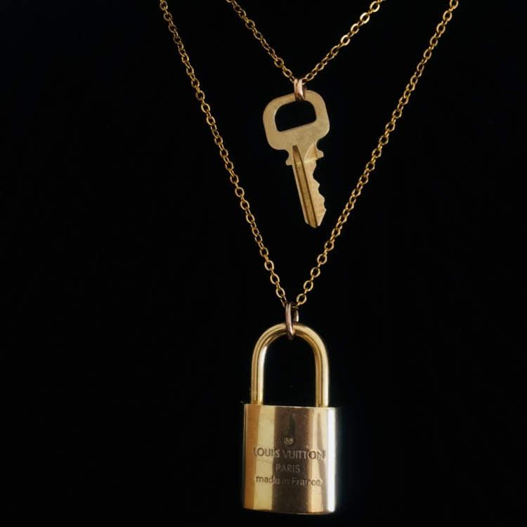 Louis Vuitton Padlock Necklace with Double Layer Chain For Him - Boutique SecondLife