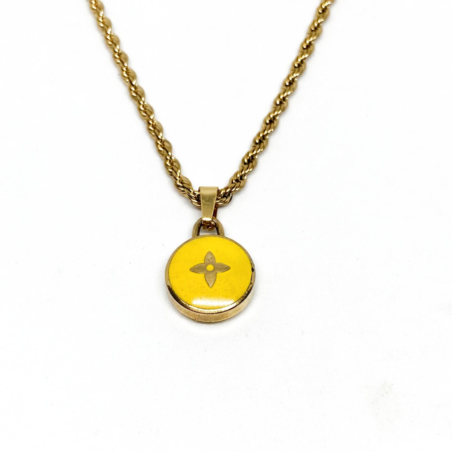 Authentic Louis Vuitton Yellow Pendant- Necklace - Boutique SecondLife