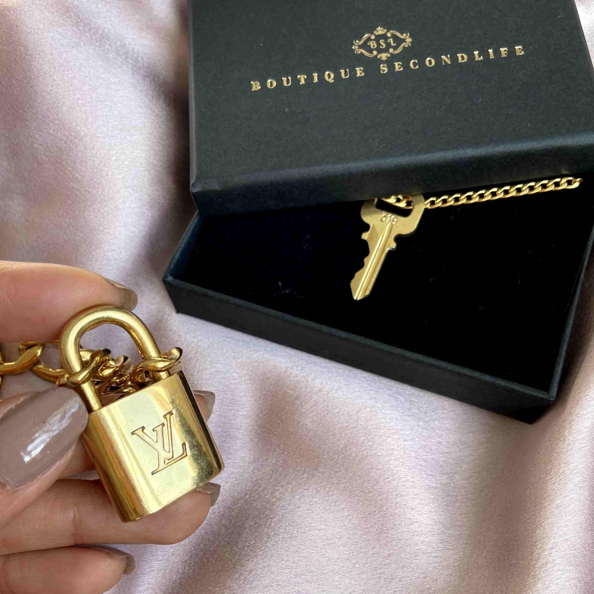 Louis Vuitton Padlock Necklace with Double Chain - Boutique SecondLife