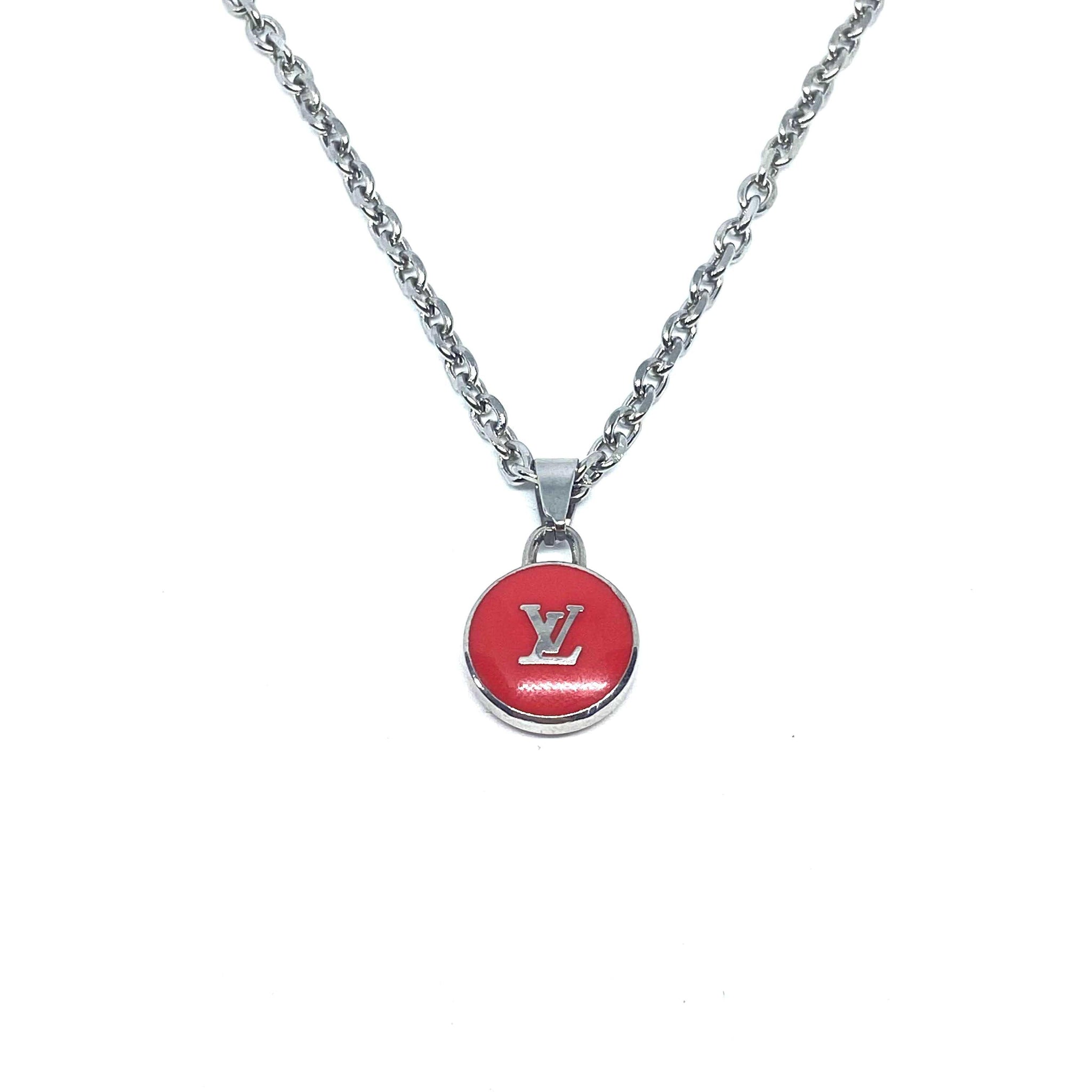 Pre-owned Louis Vuitton Necklace In Red