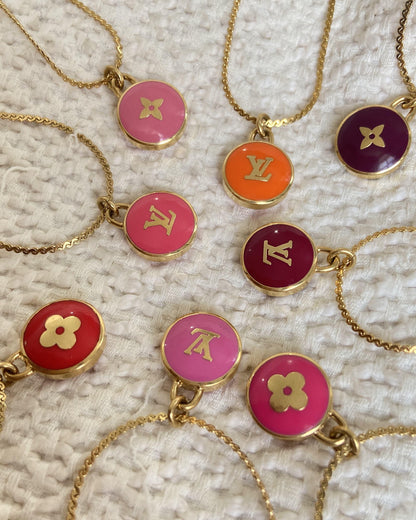 Authentic Louis Vuitton Pendant Pastilles Roses - Boutique SecondLife
