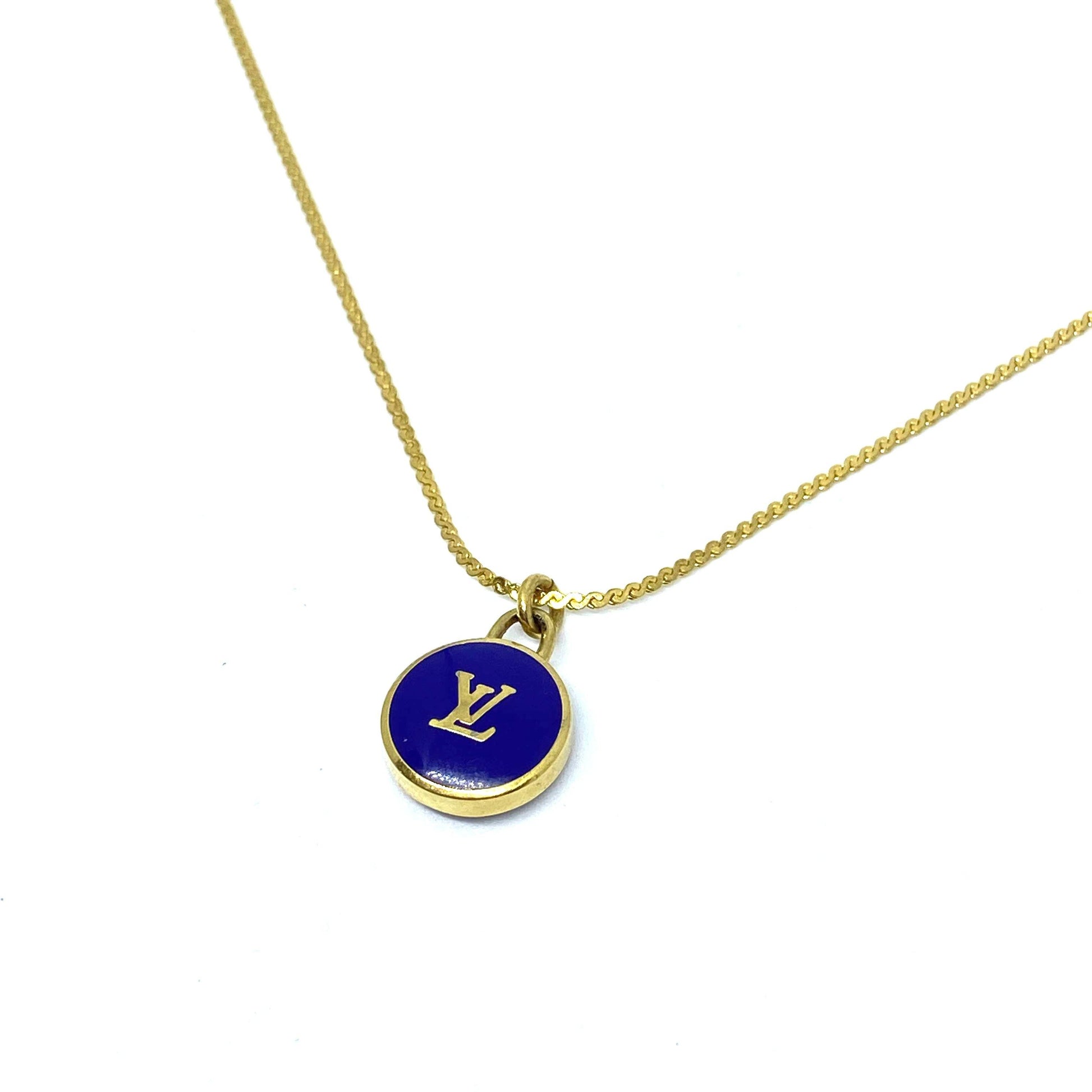 Authentic Louis Vuitton Pendant Logo Blue dark Pastilles - Boutique SecondLife