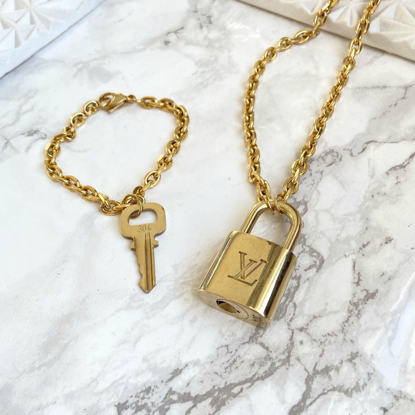 Louis Vuitton Padlock Necklace Bracelet Key Set for Him - Boutique SecondLife