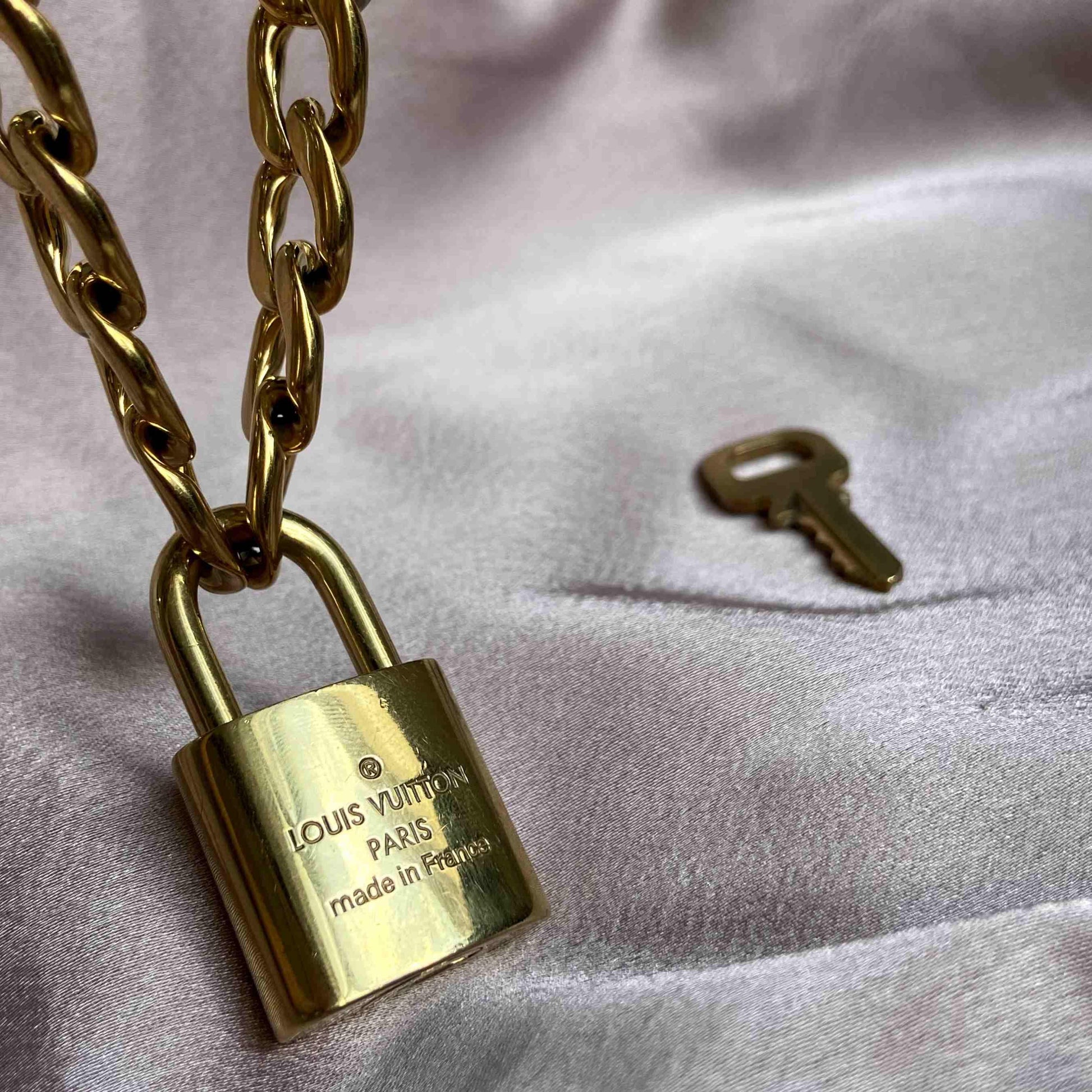 Louis Vuitton Padlock with Chunky Chain Necklace - Boutique SecondLife