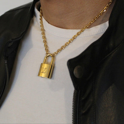 Louis Vuitton Padlock with Rolo Chain Necklace For him - Boutique SecondLife