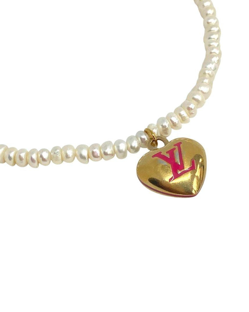Authentic Louis Vuitton Pendant Gold Coeur -Reworked Pearls Necklace - Boutique SecondLife
