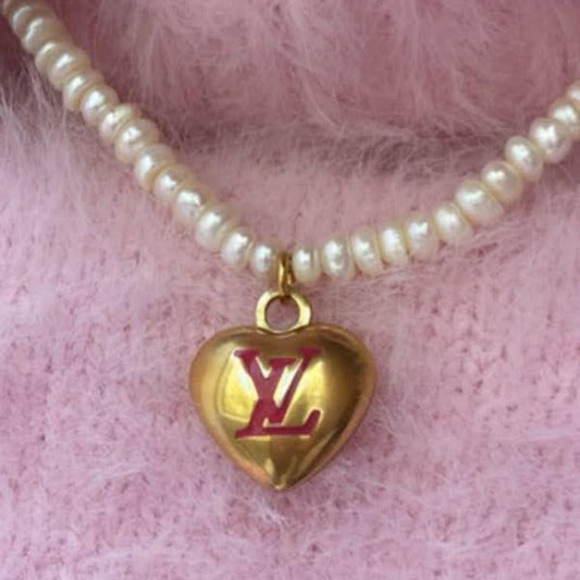 Authentic Louis Vuitton Pendant Gold Coeur -Reworked Pearls Necklace - Boutique SecondLife