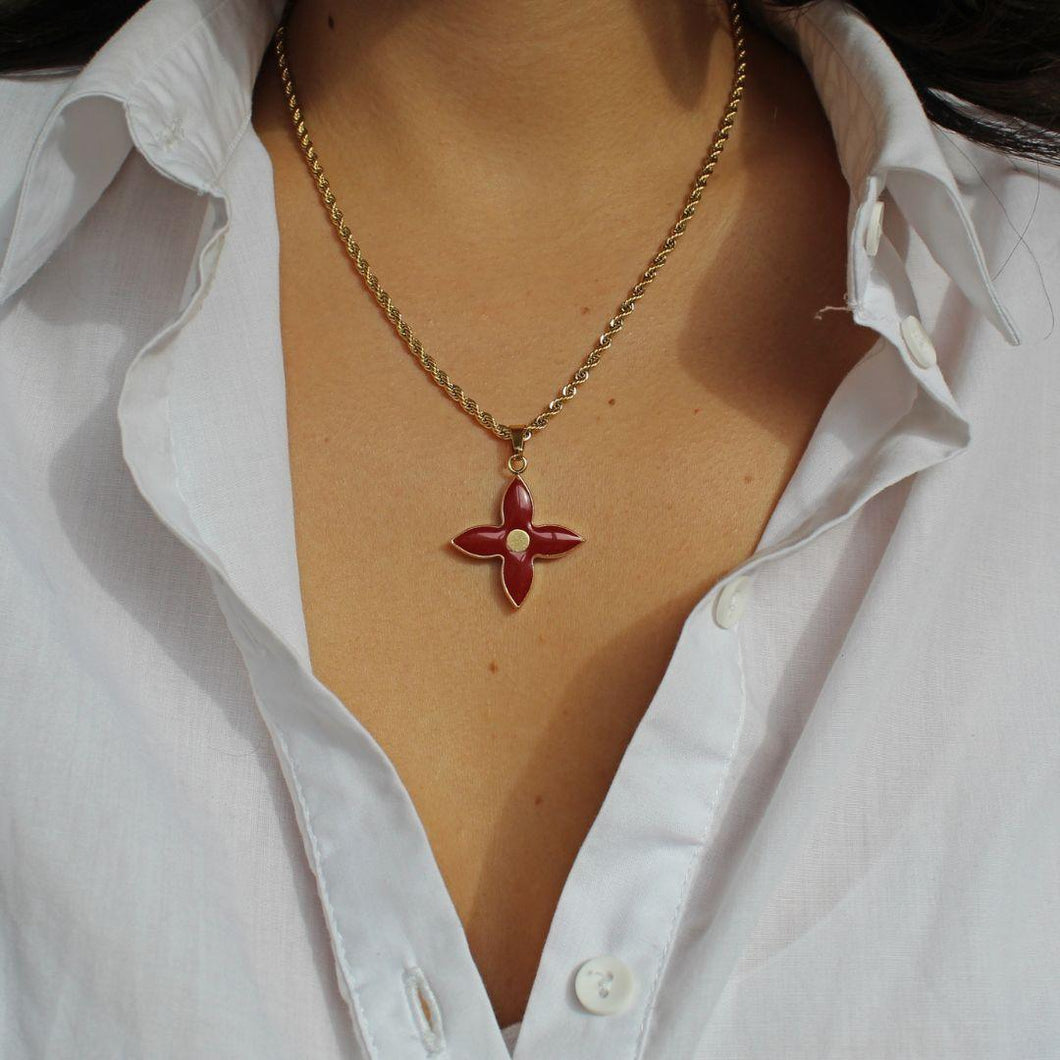 Authentic Louis Vuitton Pendant Red- Necklace - Boutique SecondLife