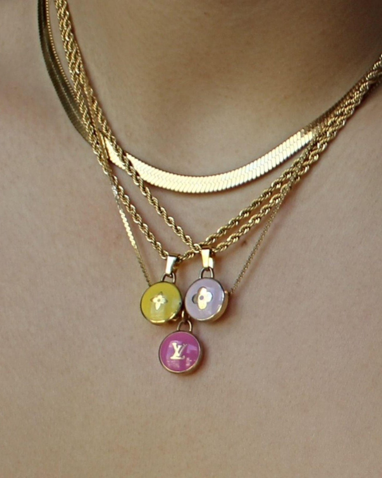 Authentic Louis Vuitton Logo Fucsia Pendant- Necklace - Boutique SecondLife