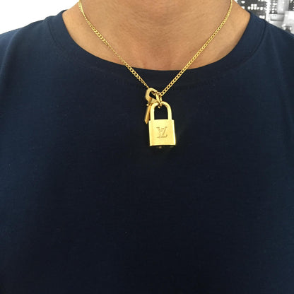 Louis Vuitton Necklace Padlock with single chain For Him - Boutique SecondLife