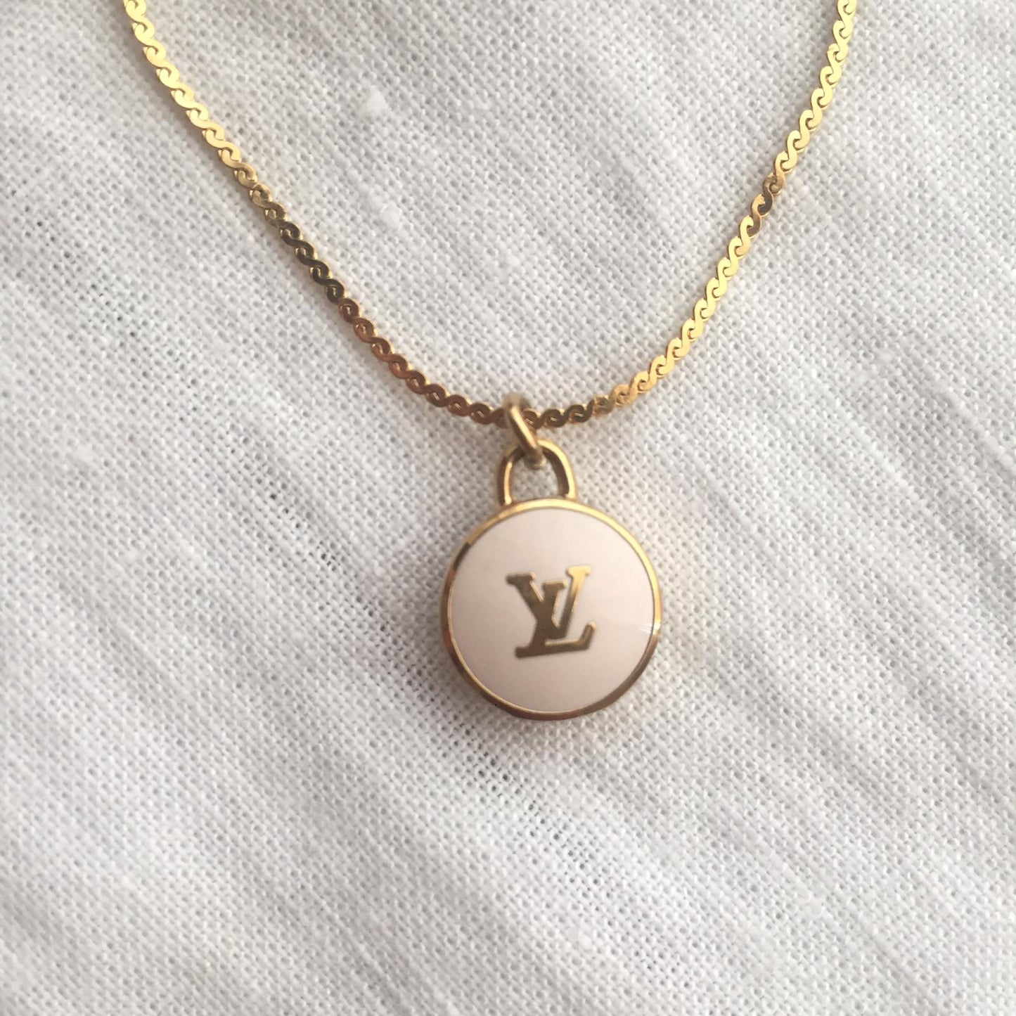 Authentic Louis Vuitton Logo White Pendant- Necklace - Boutique SecondLife