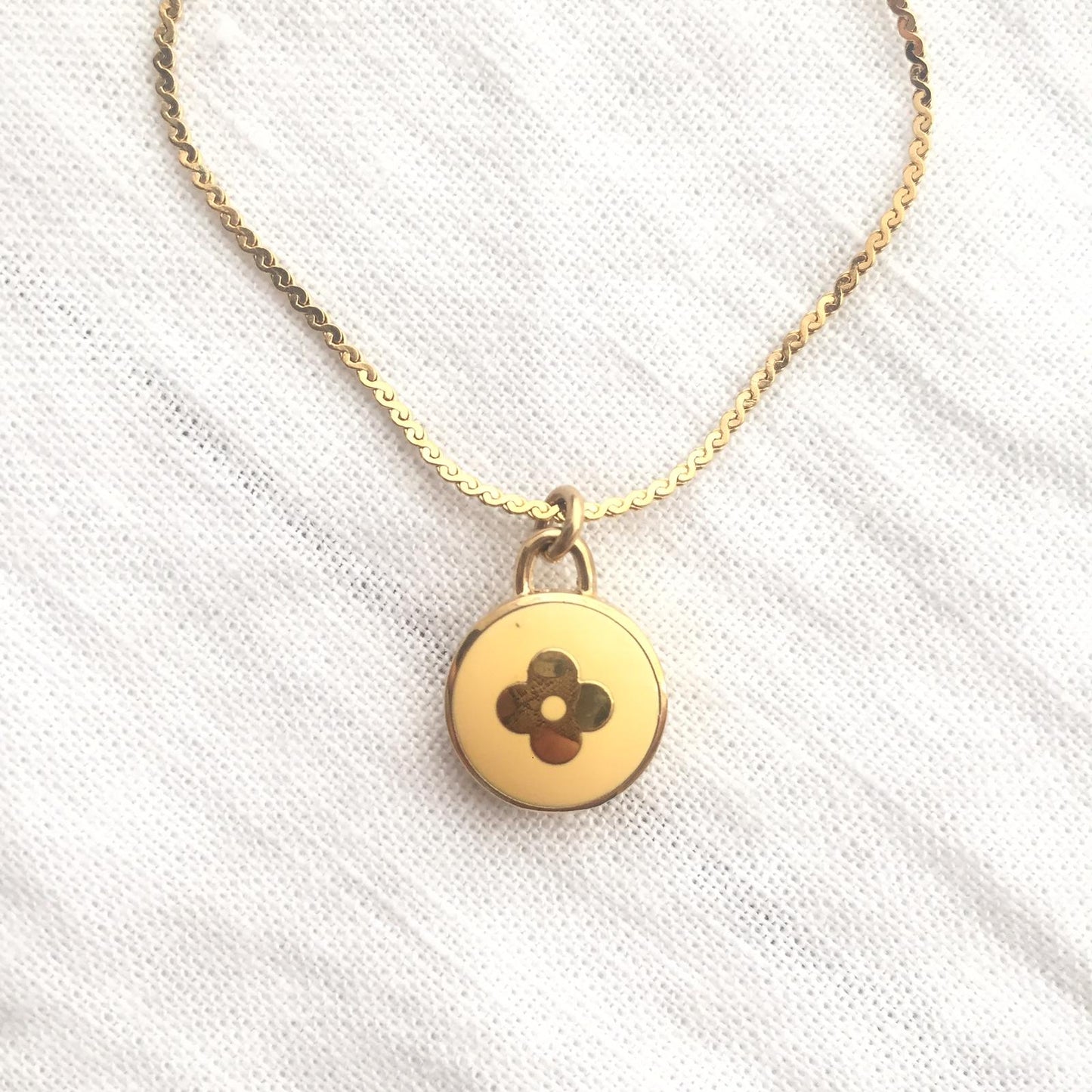 Authentic Louis Vuitton Pendant- Necklace - Boutique SecondLife