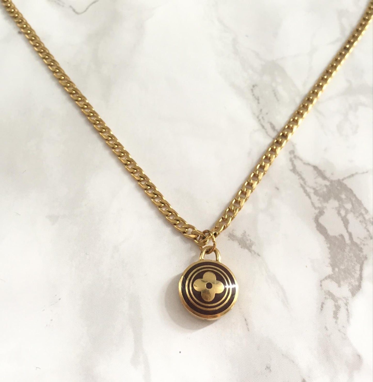 Authentic Louis Vuitton Pendant - Necklace - Boutique SecondLife
