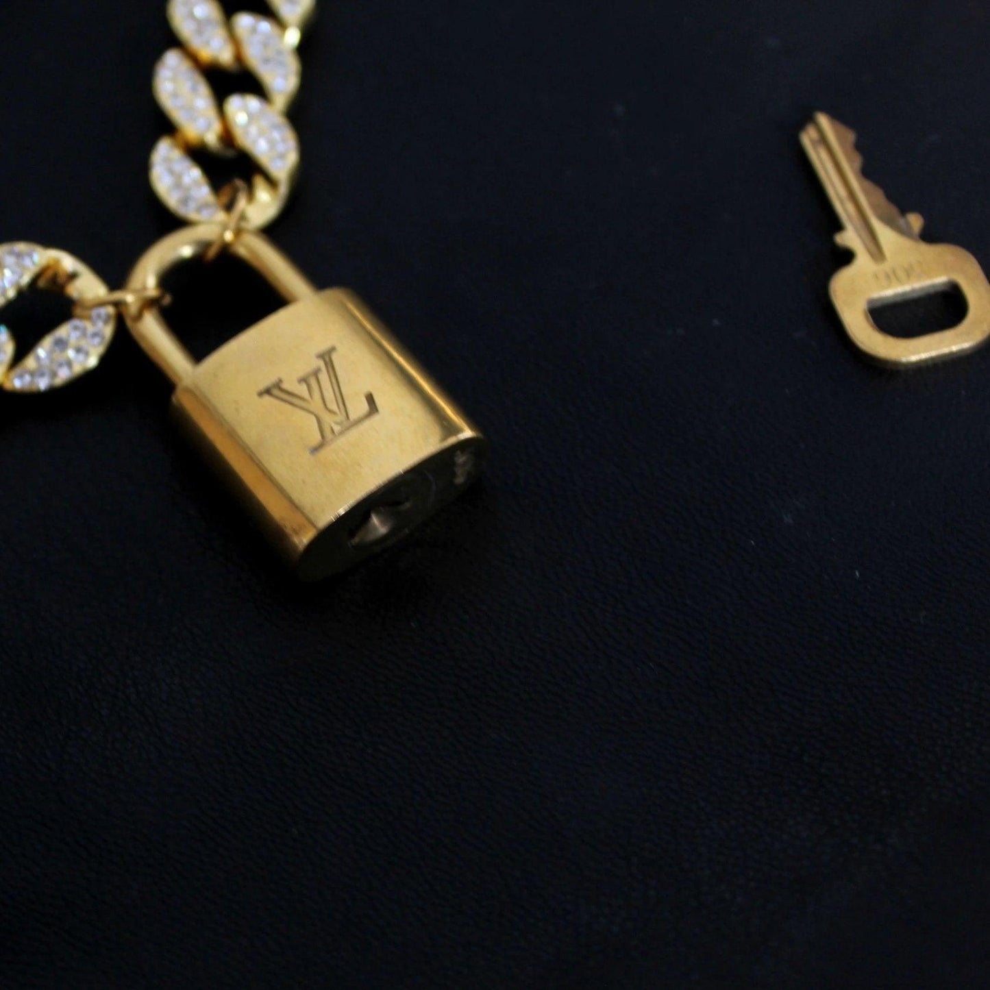 Louis Vuitton Padlock with Rhinestone Necklace For Him - Boutique SecondLife