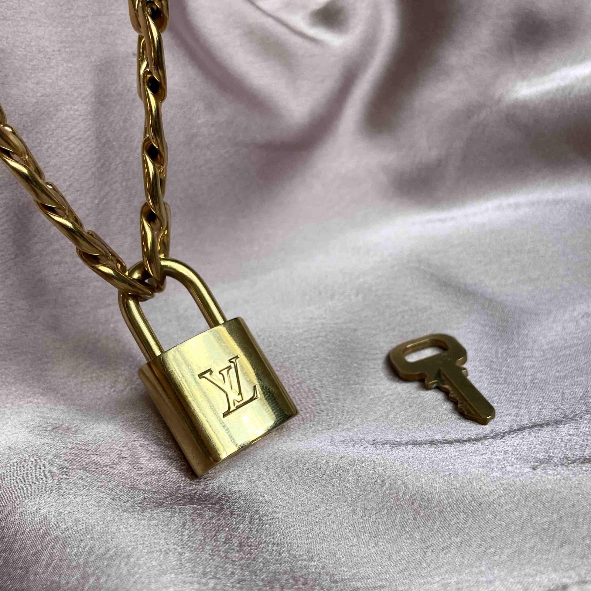 Louis Vuitton Padlock with Chunky Chain Necklace - Boutique SecondLife